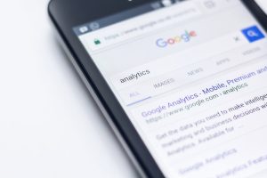 Dasar Matematika Pengindeksan Semantik Laten
