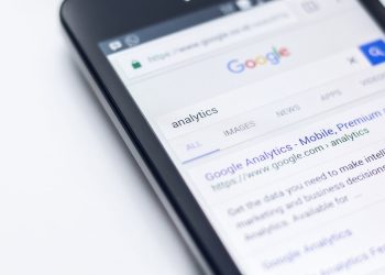Dasar Matematika Pengindeksan Semantik Laten